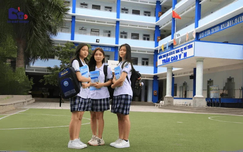 giay-the-thao-hoc-sinh