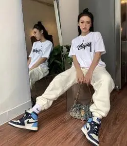 Jordan cổ cao dành khi đi cùng với quần jean